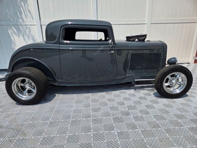 1932 Ford Coupe Base