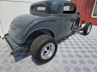 1932 Ford Coupe Base