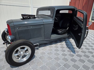 1932 Ford Coupe Base