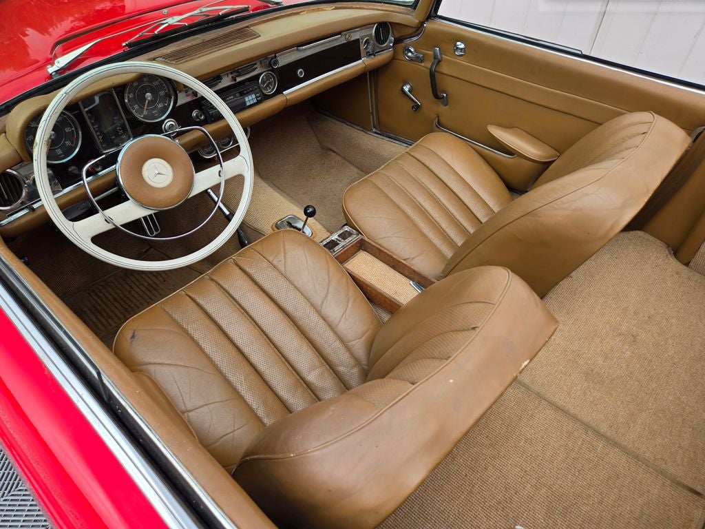 1967 Mercedes-Benz 230SL Base