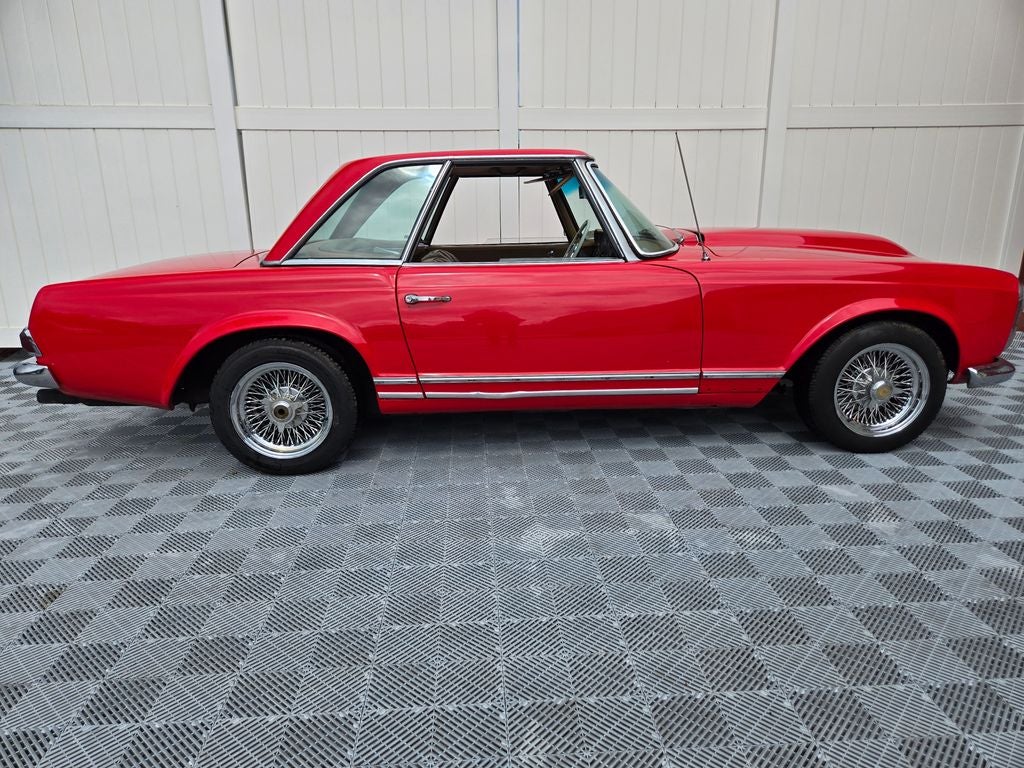 1967 Mercedes-Benz 230SL Base
