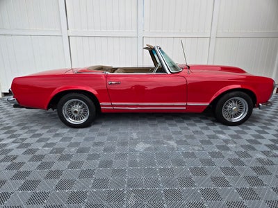 1967 Mercedes-Benz 230SL Base
