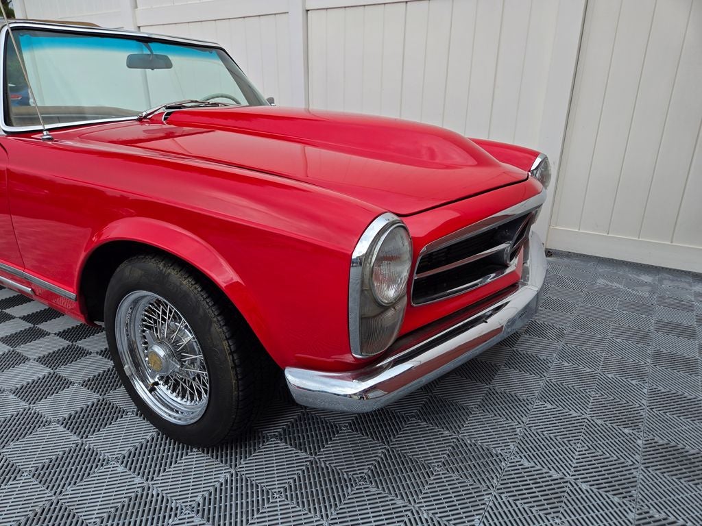 1967 Mercedes-Benz 230SL Base