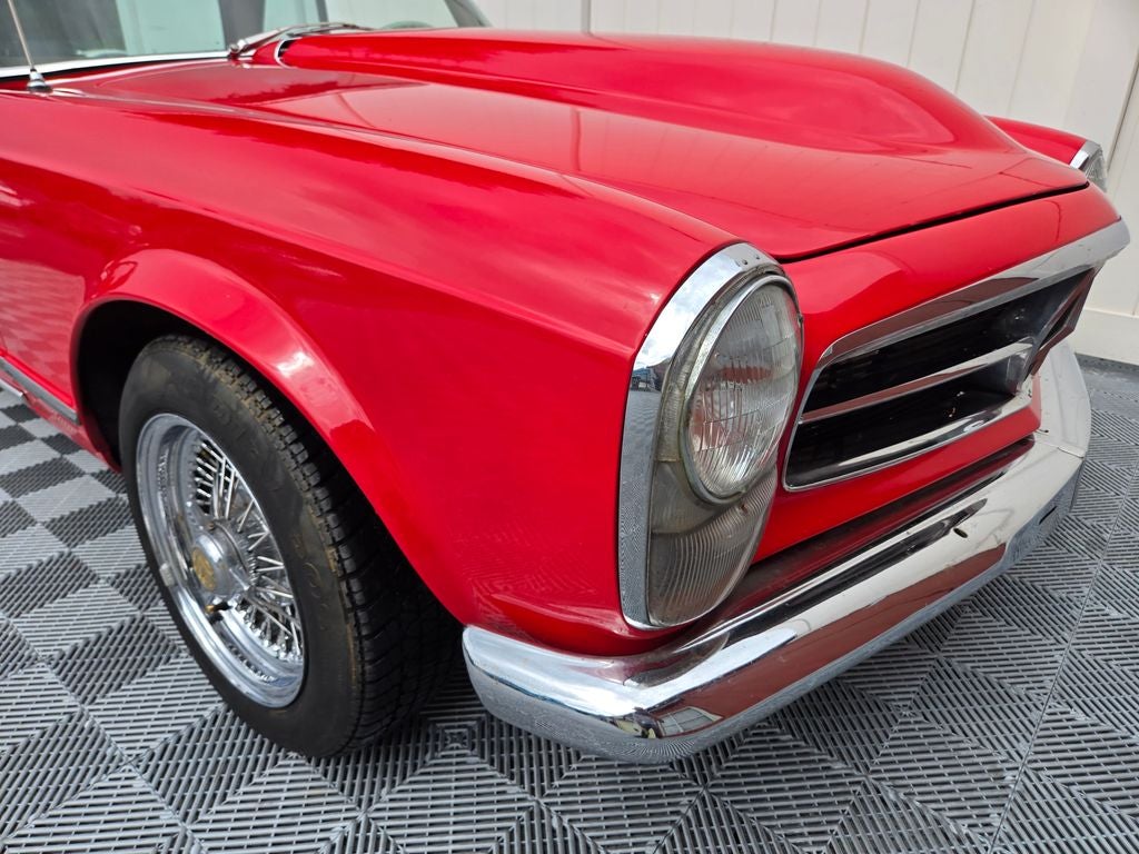 1967 Mercedes-Benz 230SL Base