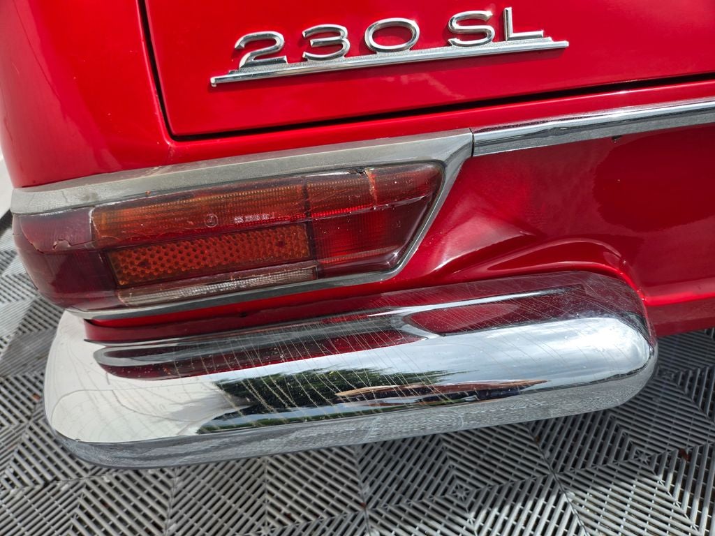1967 Mercedes-Benz 230SL Base