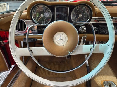 1967 Mercedes-Benz 230SL Base