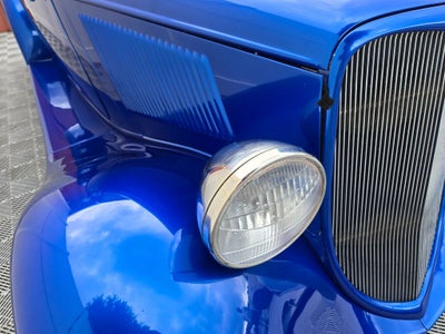 1933 Ford Coupe Base