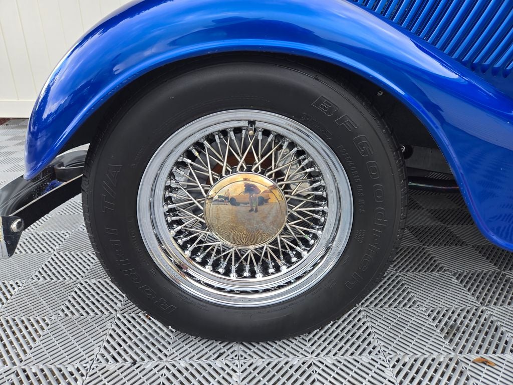 1933 Ford Coupe Base