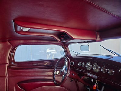 1933 Ford Coupe Base