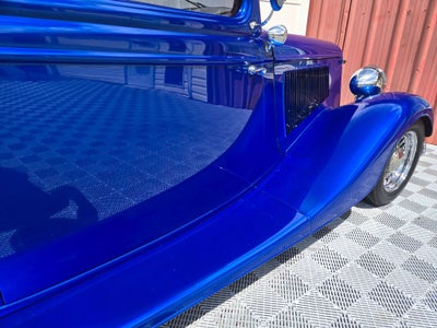 1933 Ford Coupe Base