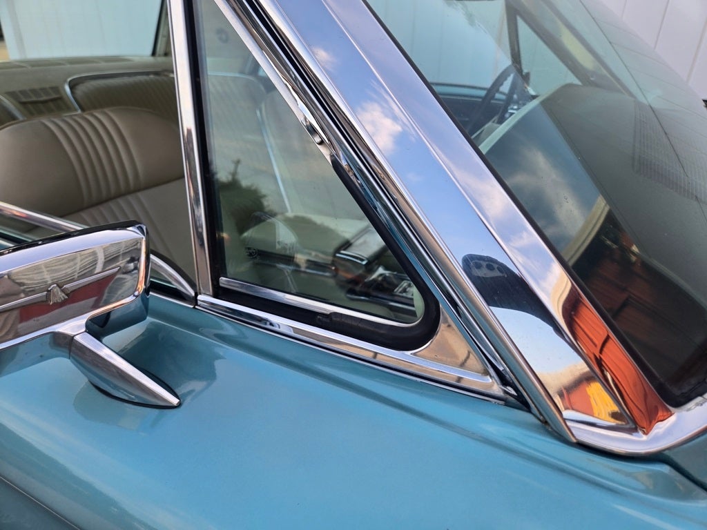 1964 Ford Thunderbird Landau