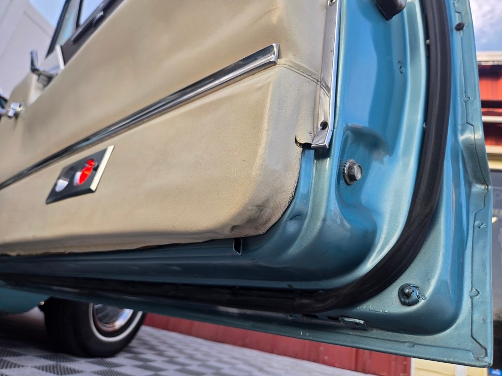 1964 Ford Thunderbird Landau