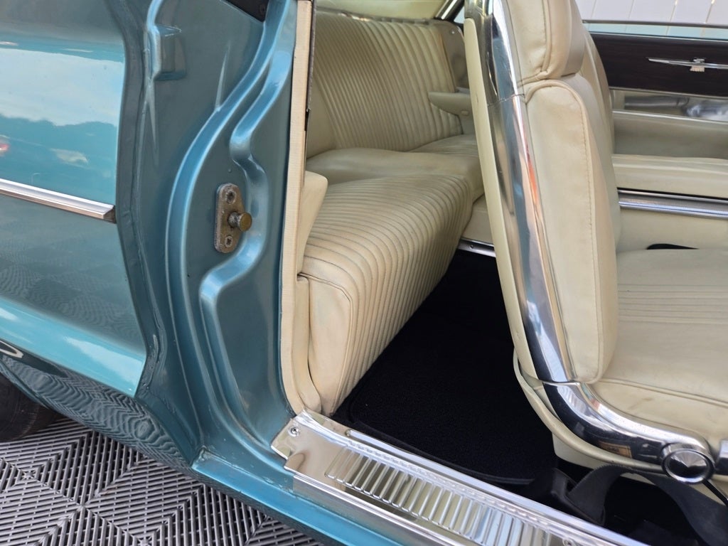 1964 Ford Thunderbird Landau