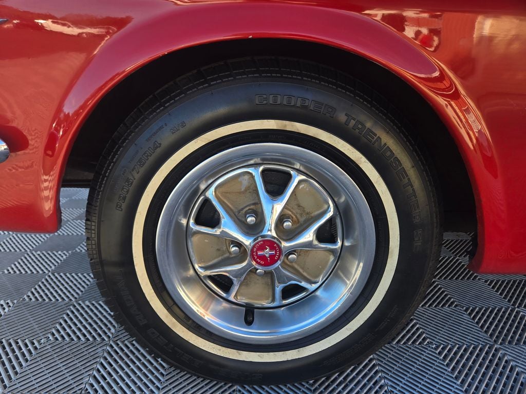 1965 Ford Mustang Base