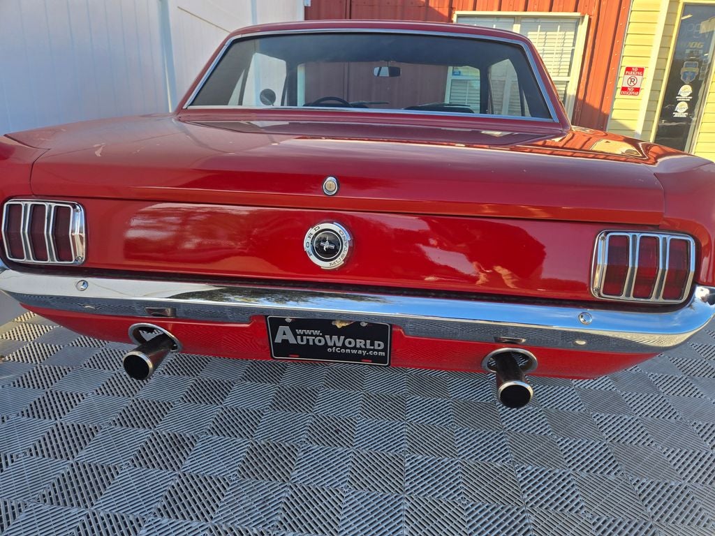 1965 Ford Mustang Base