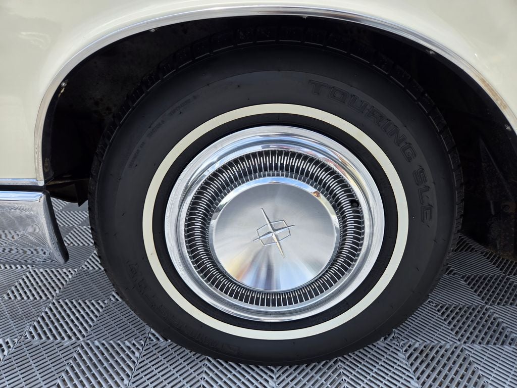 1967 Lincoln Continental Base