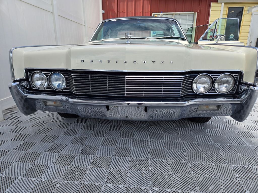 1967 Lincoln Continental Base