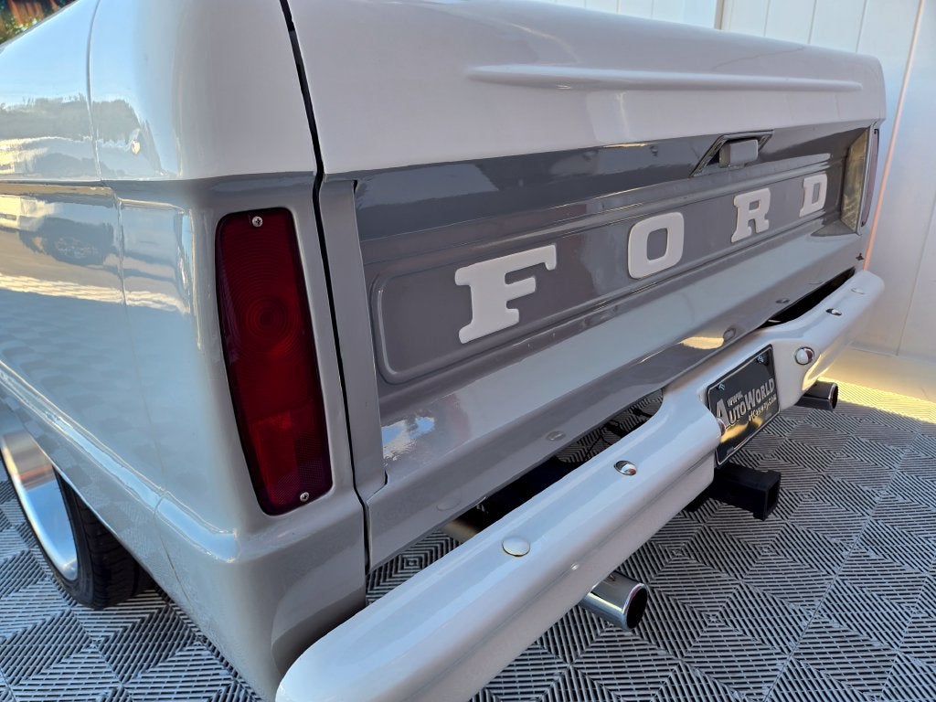 1965 Ford F-100 Base