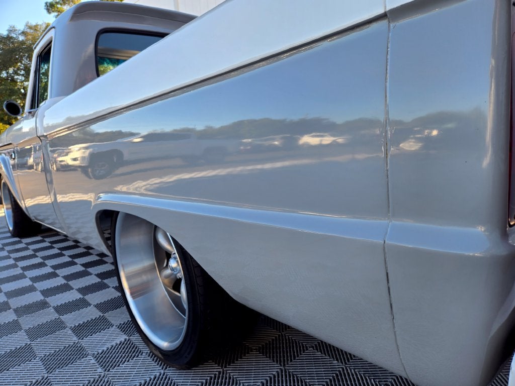 1965 Ford F-100 Base
