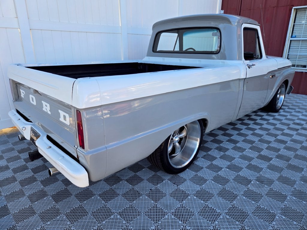 1965 Ford F-100 Base