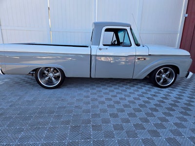 1965 Ford F-100 Base