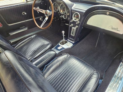 1964 Chevrolet Corvette L76