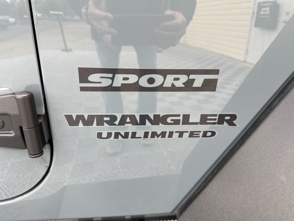2015 Jeep Wrangler Unlimited Sport