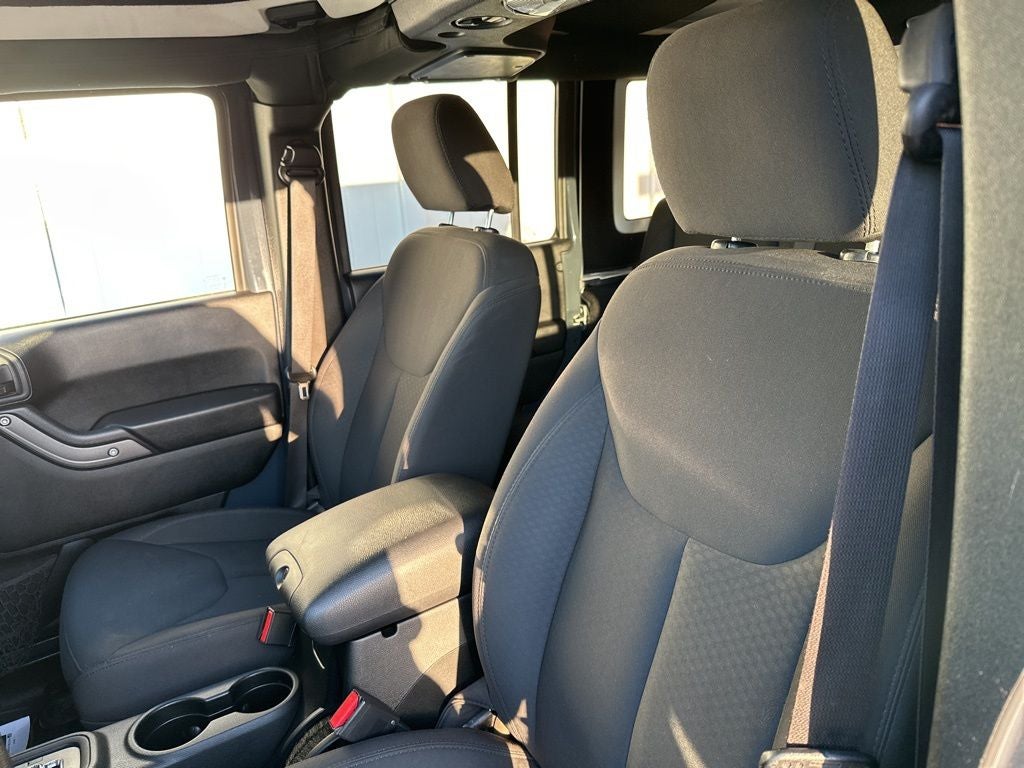 2016 Jeep Wrangler Unlimited Sport