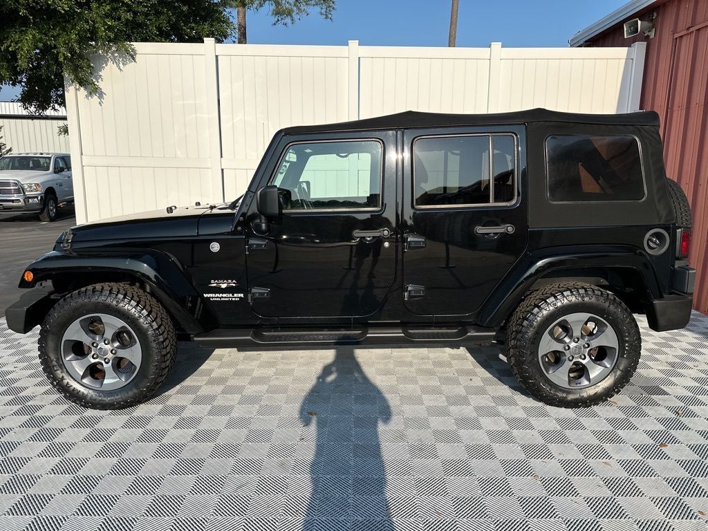 2016 Jeep Wrangler Unlimited Sahara