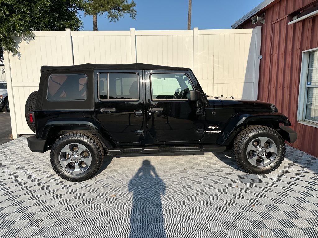 2016 Jeep Wrangler Unlimited Sahara