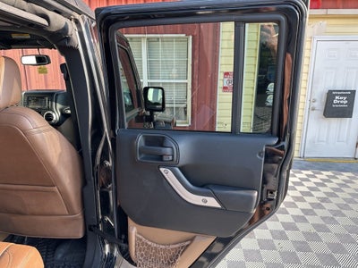 2016 Jeep Wrangler Unlimited Sahara
