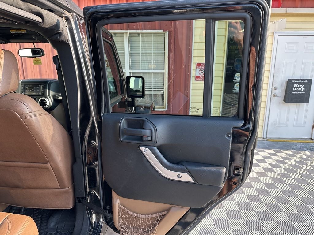 2016 Jeep Wrangler Unlimited Sahara
