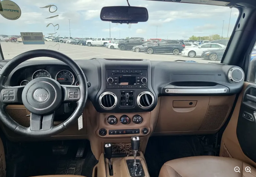 2016 Jeep Wrangler Unlimited Sahara