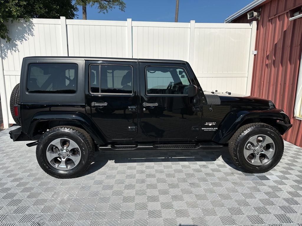 2017 Jeep Wrangler Unlimited Sahara