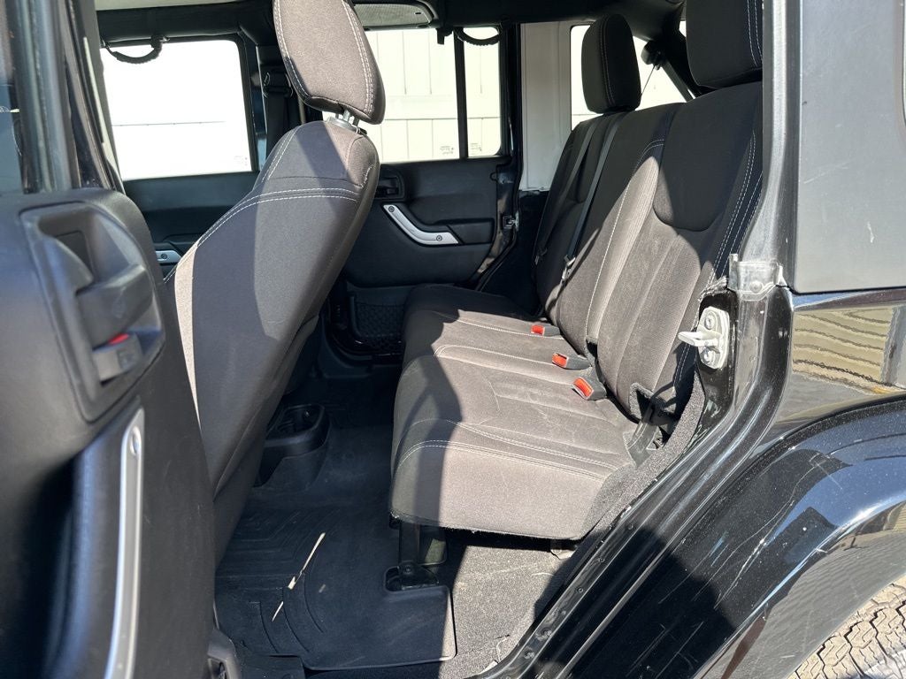 2017 Jeep Wrangler Unlimited Sahara