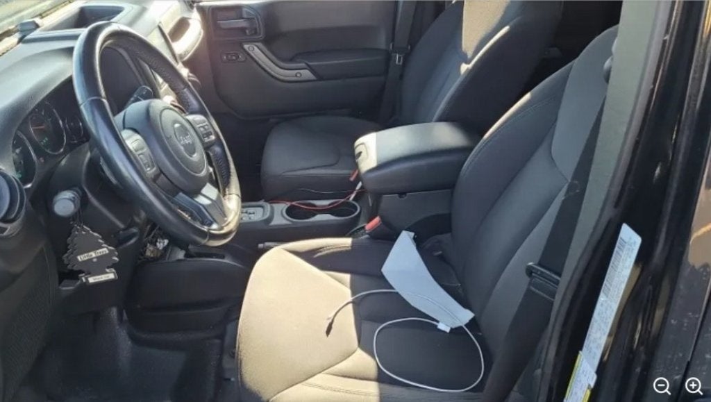 2015 Jeep Wrangler Unlimited Sport