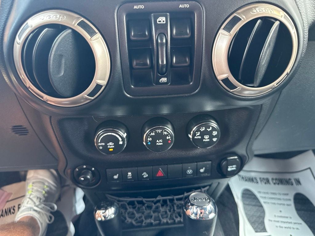 2016 Jeep Wrangler Unlimited Sahara