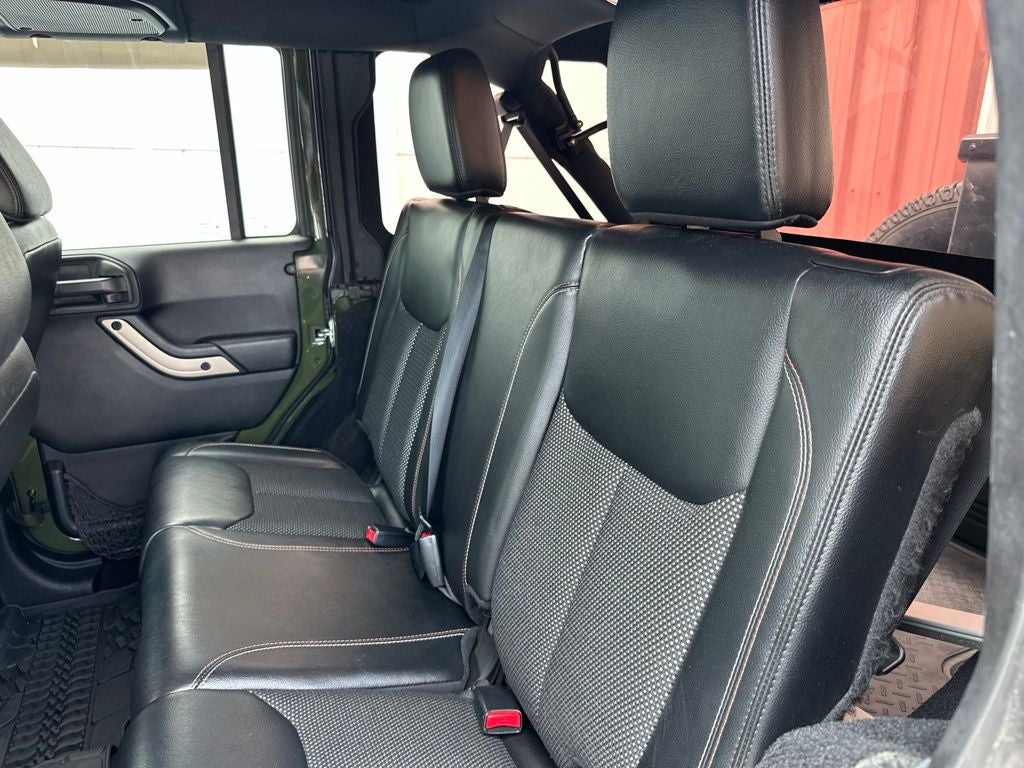 2016 Jeep Wrangler Unlimited Sahara