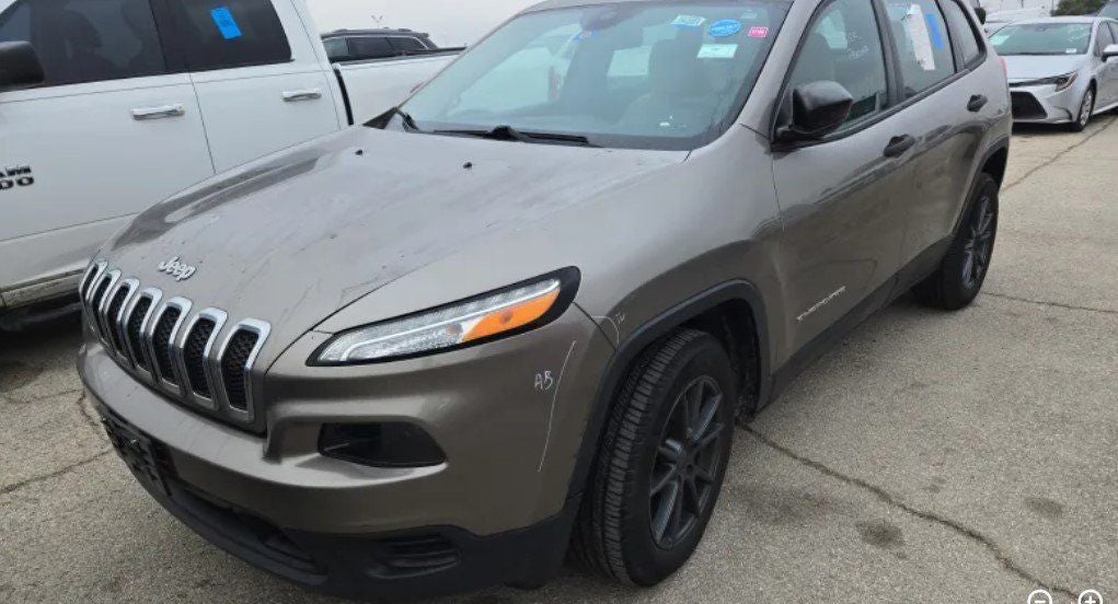 2017 Jeep Cherokee Sport