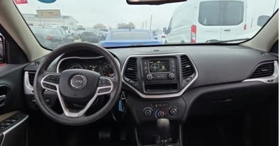 2017 Jeep Cherokee Sport