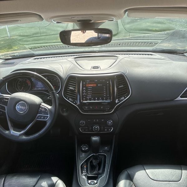 2019 Jeep Cherokee Overland