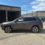 2019 Jeep Cherokee Overland