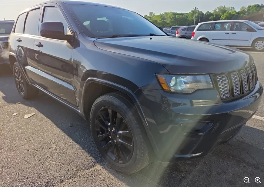 2018 Jeep Grand Cherokee Altitude