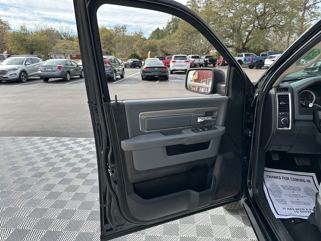 2019 RAM 1500 Classic SLT