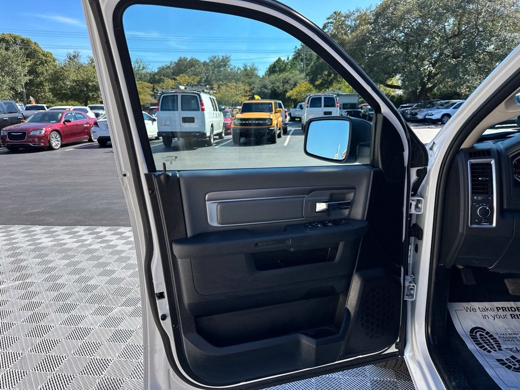 2024 RAM 1500 Classic SLT