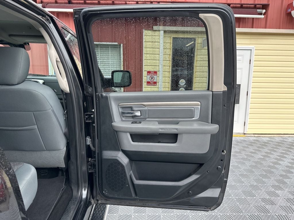 2017 RAM 1500 Big Horn