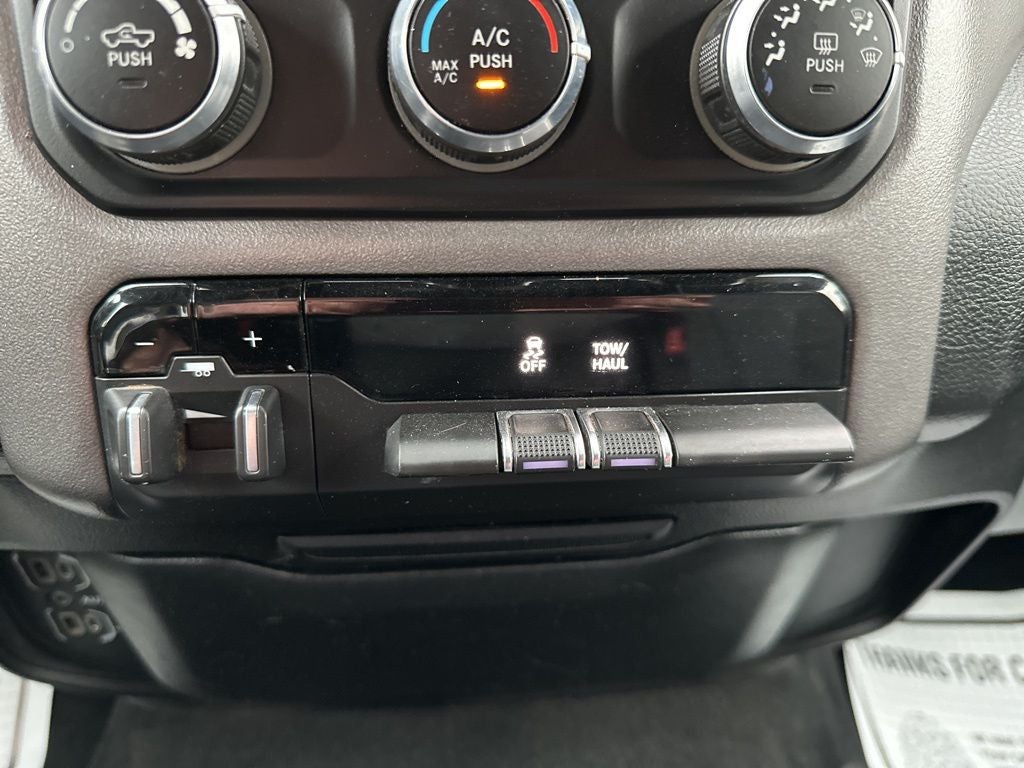 2021 RAM 1500 Big Horn/Lone Star