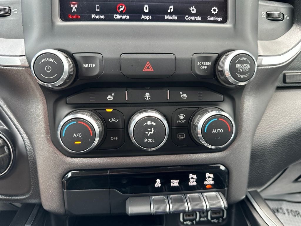 2020 RAM 1500 Big Horn/Lone Star
