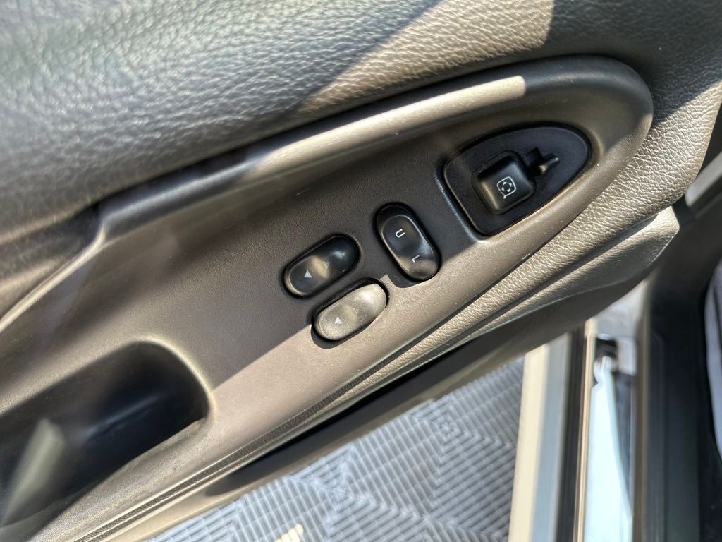 2004 Ford Mustang Mach 1 Premium