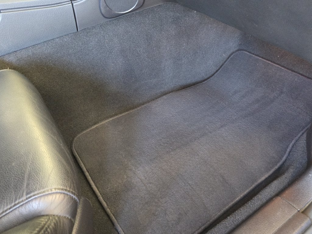 2004 Ford Thunderbird Base